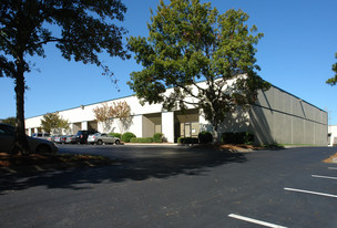 6920 Peachtree Industrial Blvd, Peachtree Corners GA - Warehouse