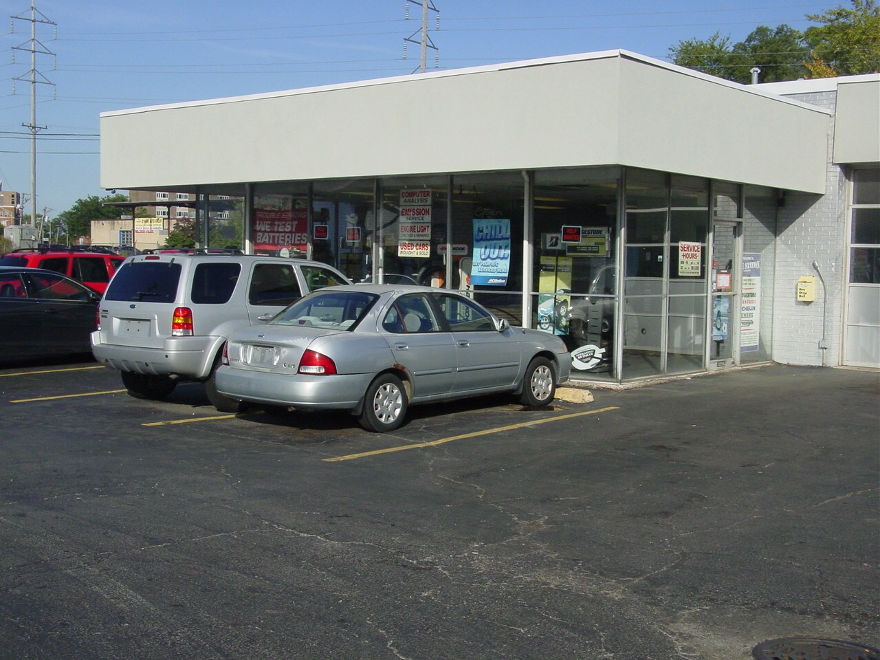 1065 Lee St, Des Plaines, IL for sale Building Photo- Image 1 of 1