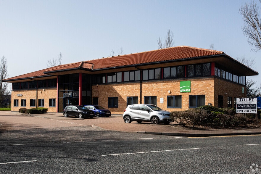 Pinetree Way, Gateshead for lease - Primary Photo - Image 1 of 3