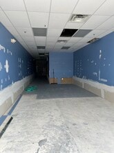 417 W IL Route 173, Antioch, IL for lease Interior Photo- Image 1 of 2