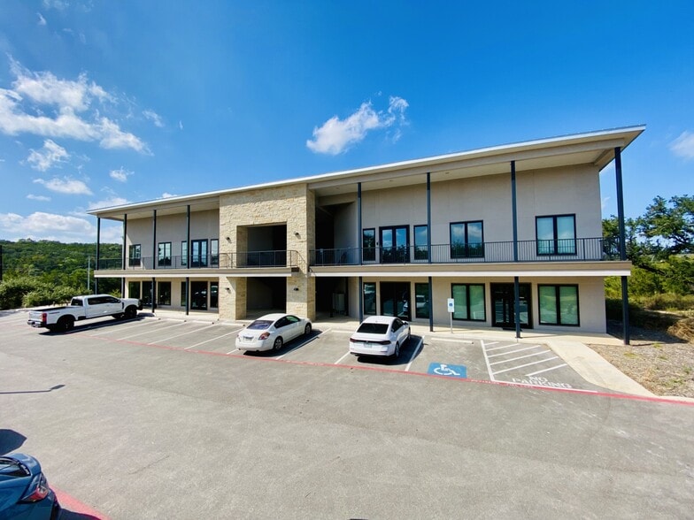 1878 Herbelin Rd, New Braunfels, TX for lease - Building Photo - Image 1 of 15
