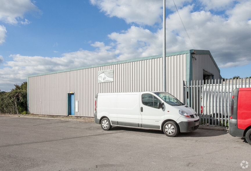 Princes Way, Bridgend for sale - Building Photo - Image 3 of 3