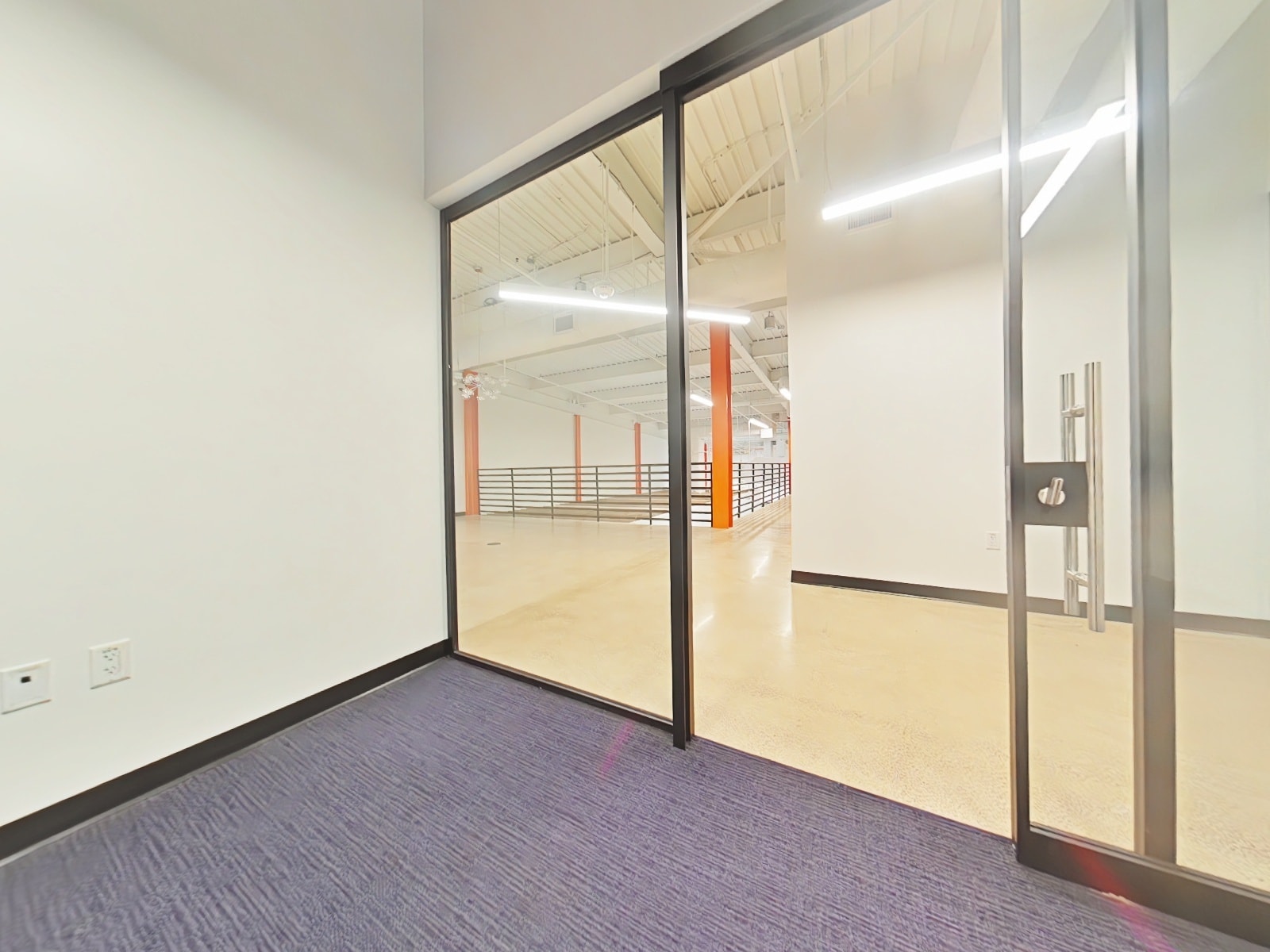 7701 Lemmon Ave, Dallas, TX for lease Interior Photo- Image 1 of 6