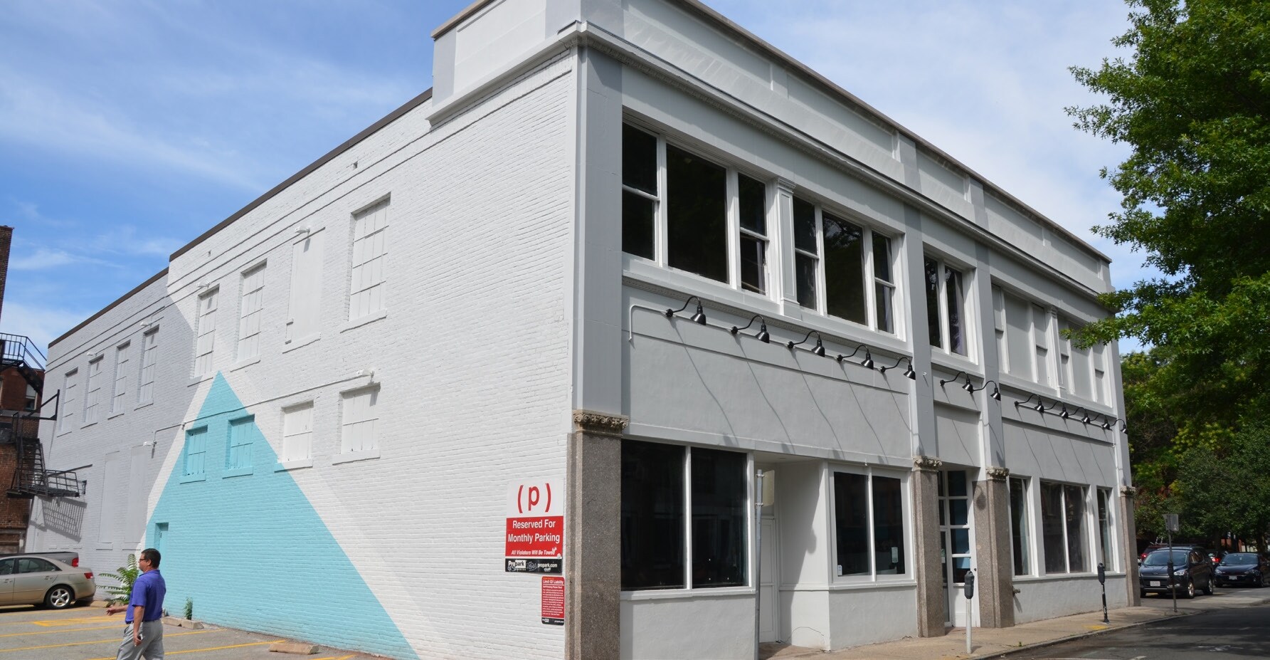 8-12 Stearns Sq, Springfield, MA for sale Primary Photo- Image 1 of 1