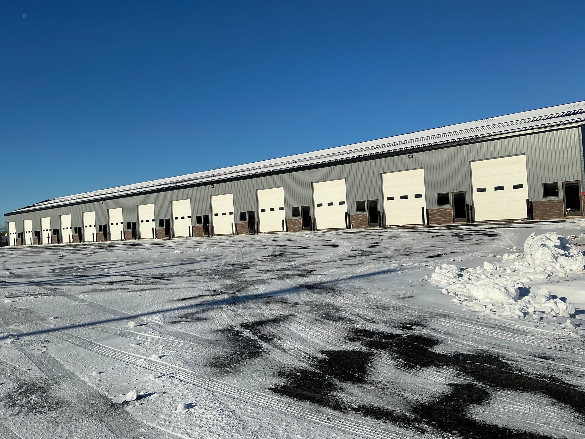 2160 Alvin Rd, Grand Island, NY for lease Primary Photo- Image 1 of 6