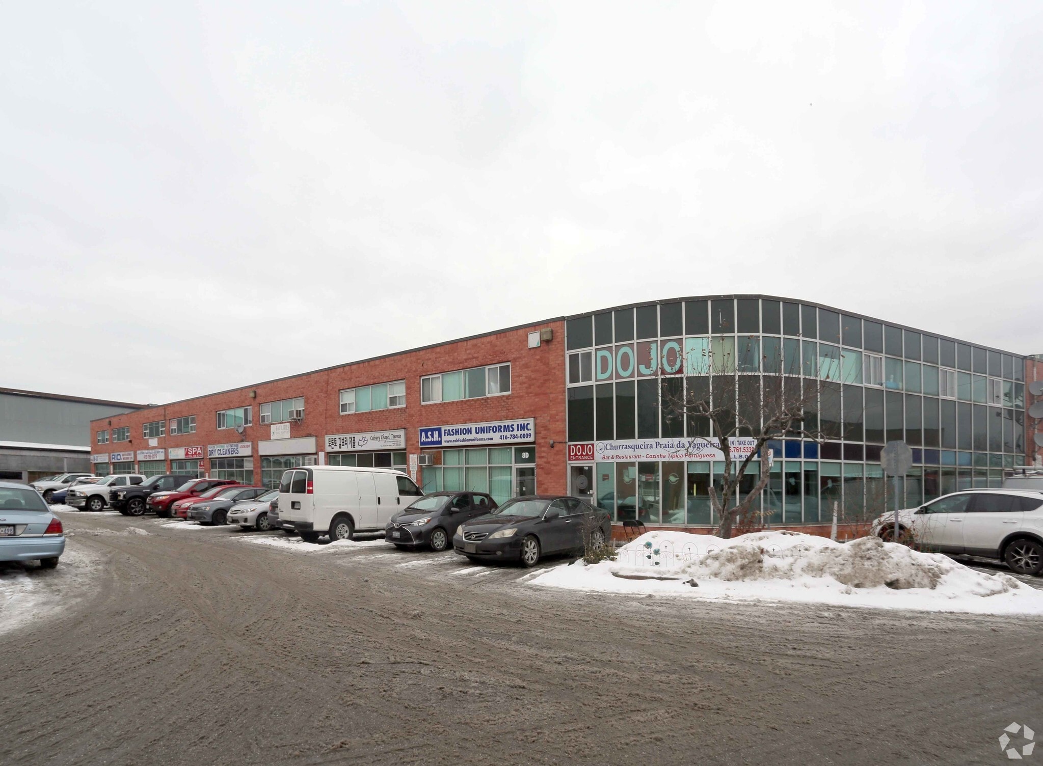 325 Weston Rd, Toronto, ON for sale Primary Photo- Image 1 of 1