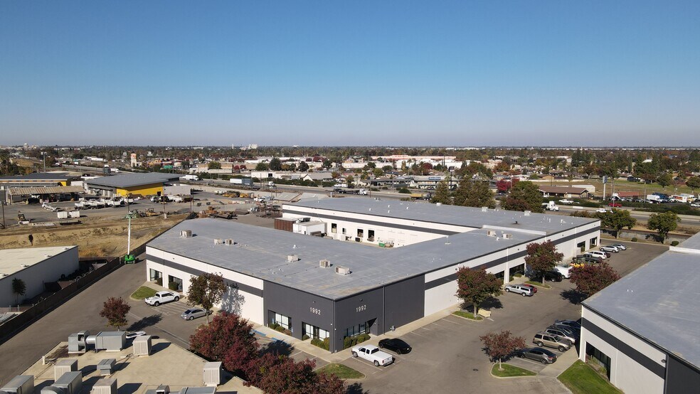 1992 Rockefeller Dr, Ceres, CA 95307