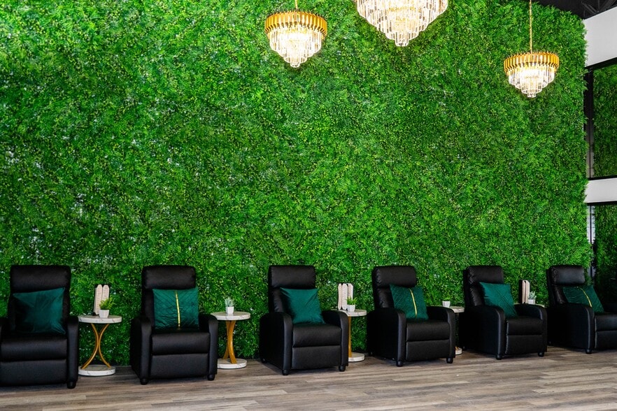 24711 Katy Fwy, Katy, TX for sale - Building Photo - Image 2 of 9