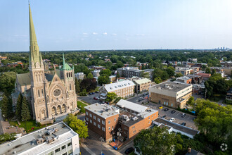 32 Rue Saint-Charles, Longueuil, QC - aerial  map view - Image1