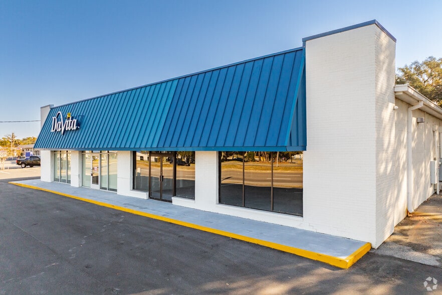 7326 Broad St, Brooksville, FL for lease - Building Photo - Image 2 of 9