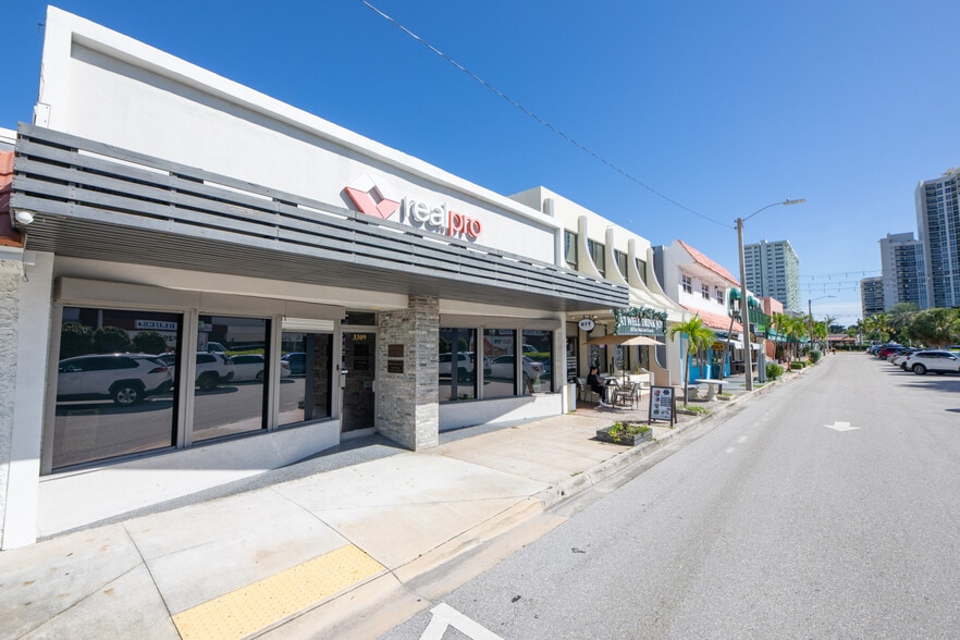 3309 NE 33rd St, Fort Lauderdale, FL for lease - Building Photo - Image 1 of 23