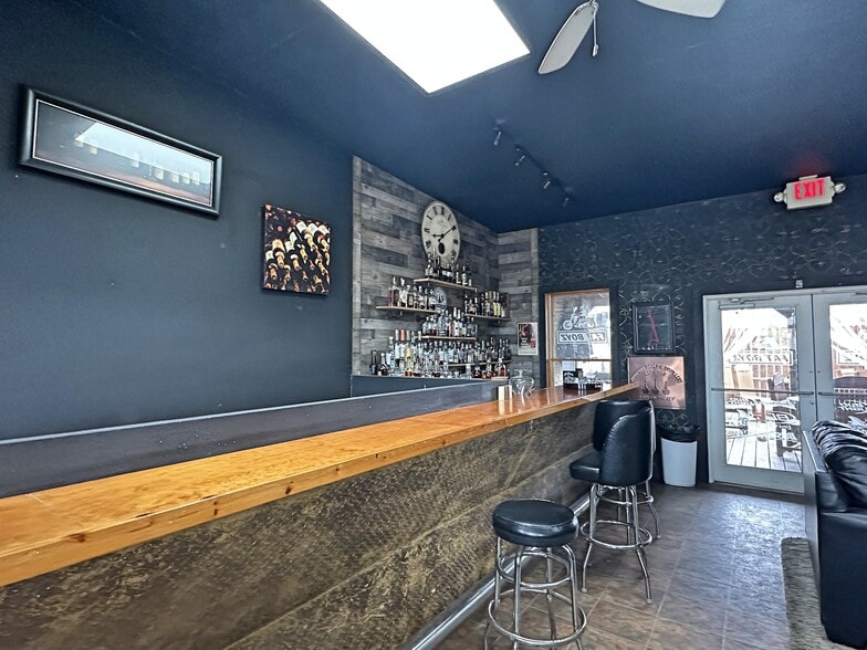 219 S Main St, Fort Atkinson, WI for sale - Building Photo - Image 3 of 28