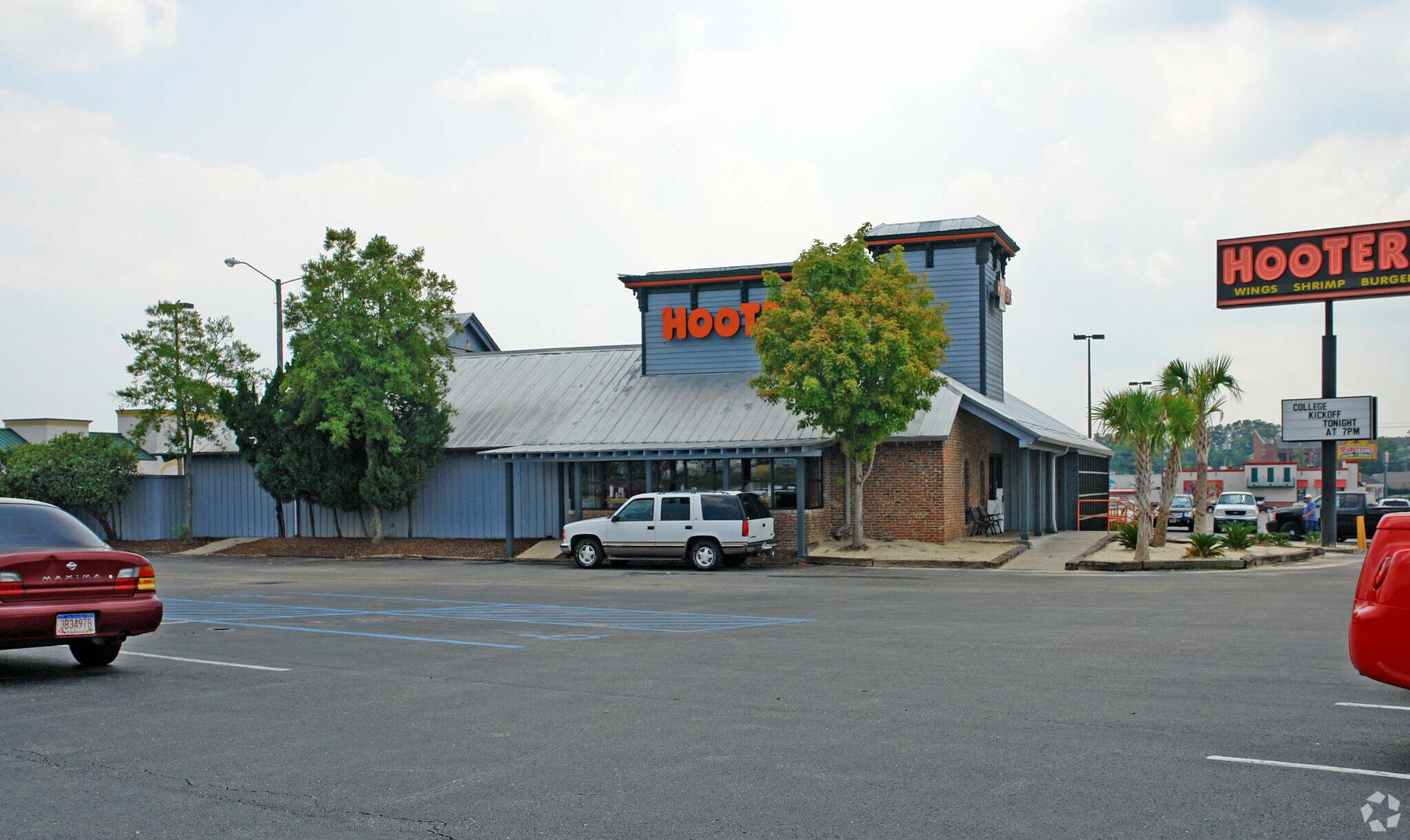 2701 Eastern Blvd, Montgomery, AL for sale Primary Photo- Image 1 of 1