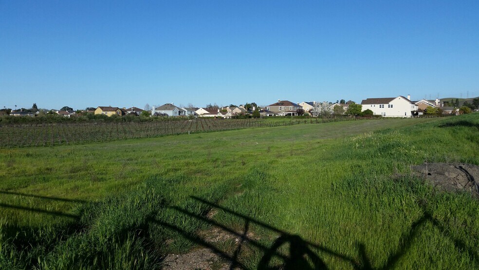 0 Arroyo Rd, Livermore, CA for sale - Primary Photo - Image 1 of 1