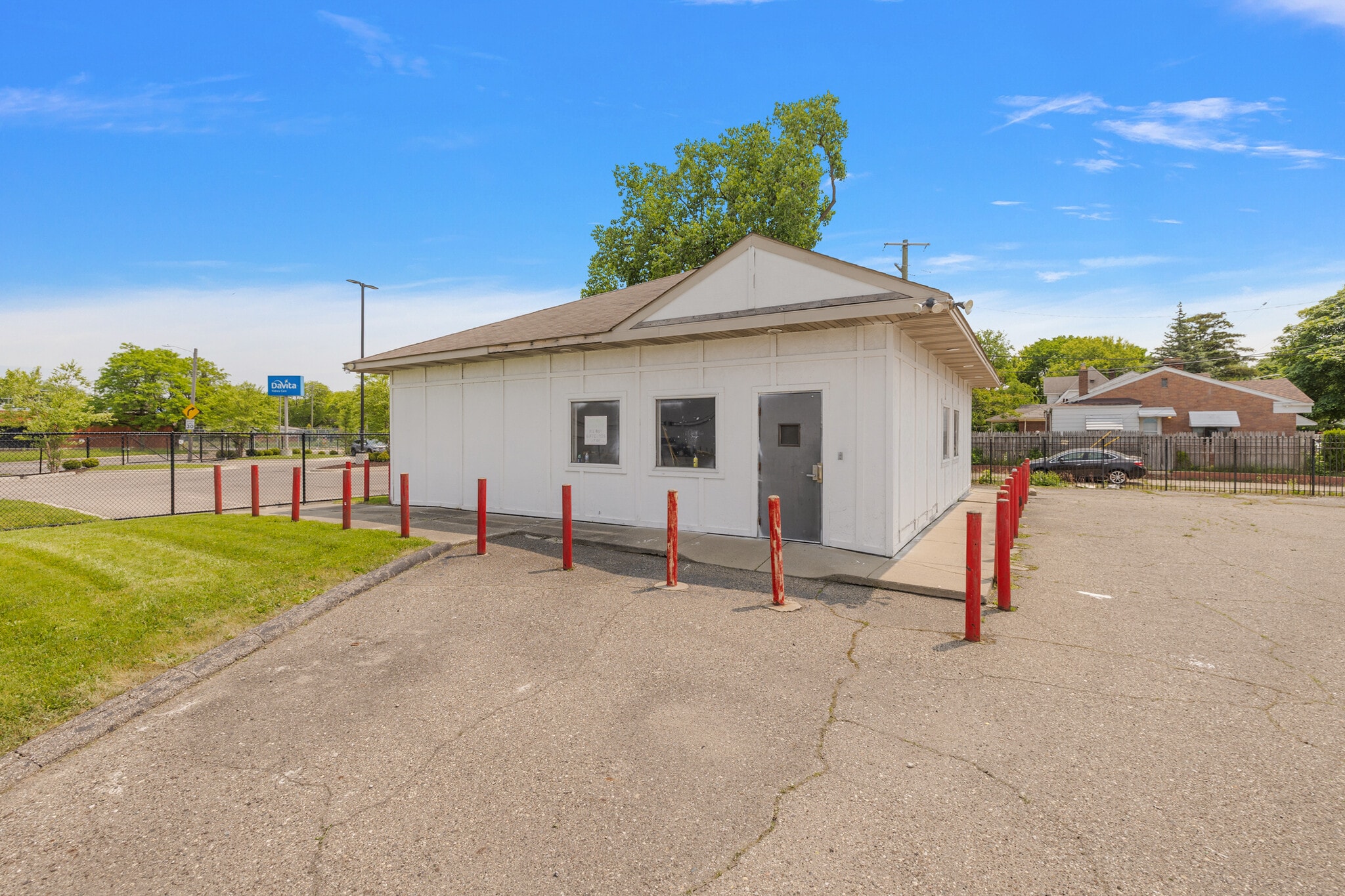 11600 Kelly Rd, Detroit, MI for sale Primary Photo- Image 1 of 13