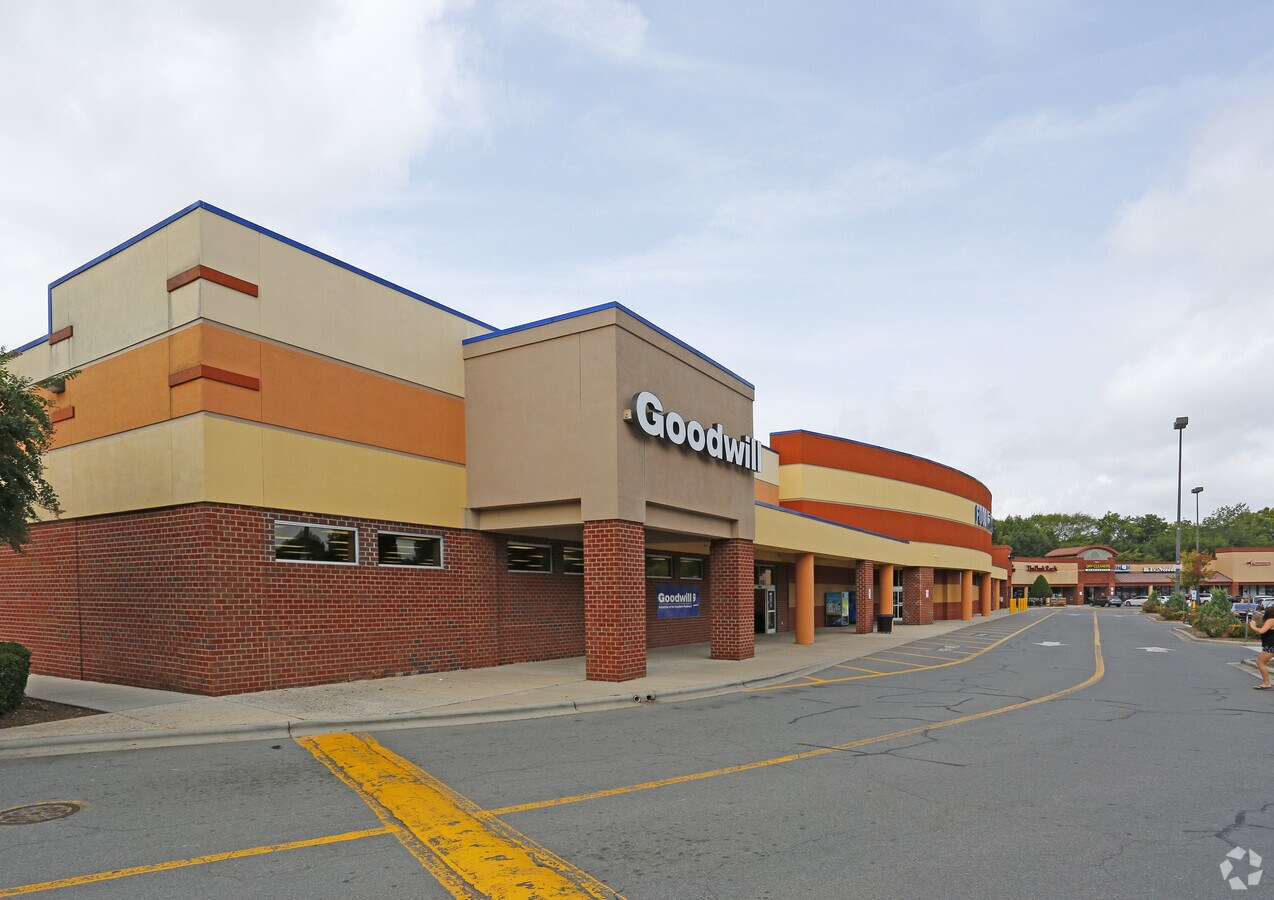 1010610120 Johnston Rd, Charlotte, NC 28210