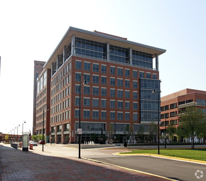 8020 Towers Crescent Dr Vienna Va 22182 Property For Lease On 8 965 Sf Of 4 Star Retail Space Available In Vienna Va