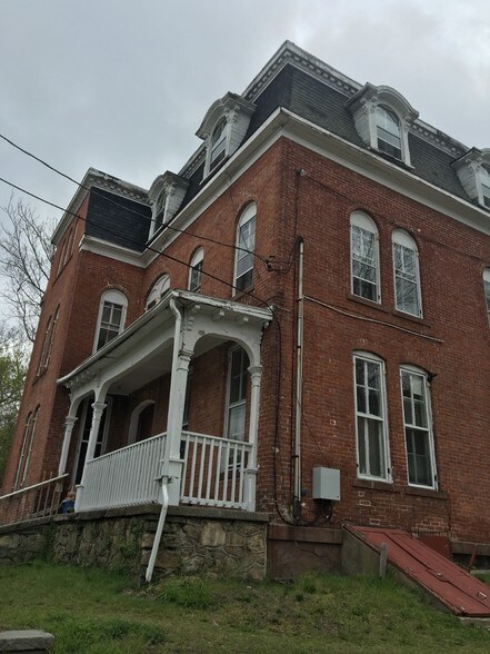 63 Washington St, Norwich, CT for sale - Building Photo - Image 1 of 1