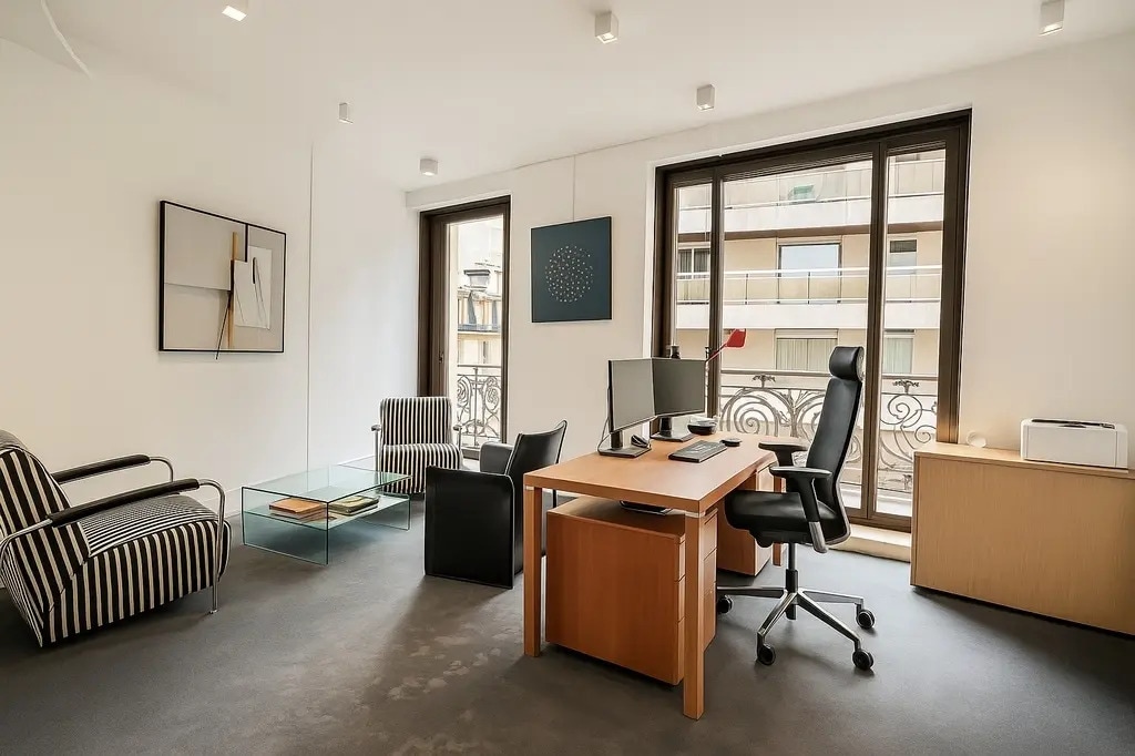 Office in Paris for lease Building Photo- Image 1 of 12