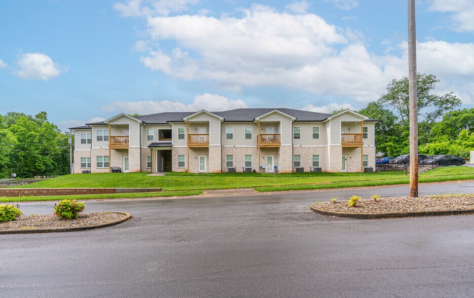 117 Owmby Way, Bowling Green, KY for sale - Primary Photo - Image 1 of 1