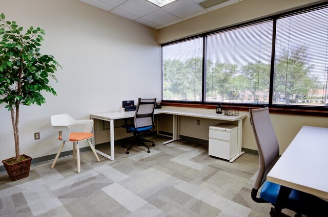 More details for 806 Green Valley Rd, Greensboro, NC - Coworking for Lease