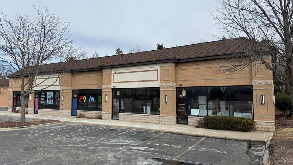 2220 Cook Line Rd, Algonquin, IL for lease - Building Photo - Image 3 of 4