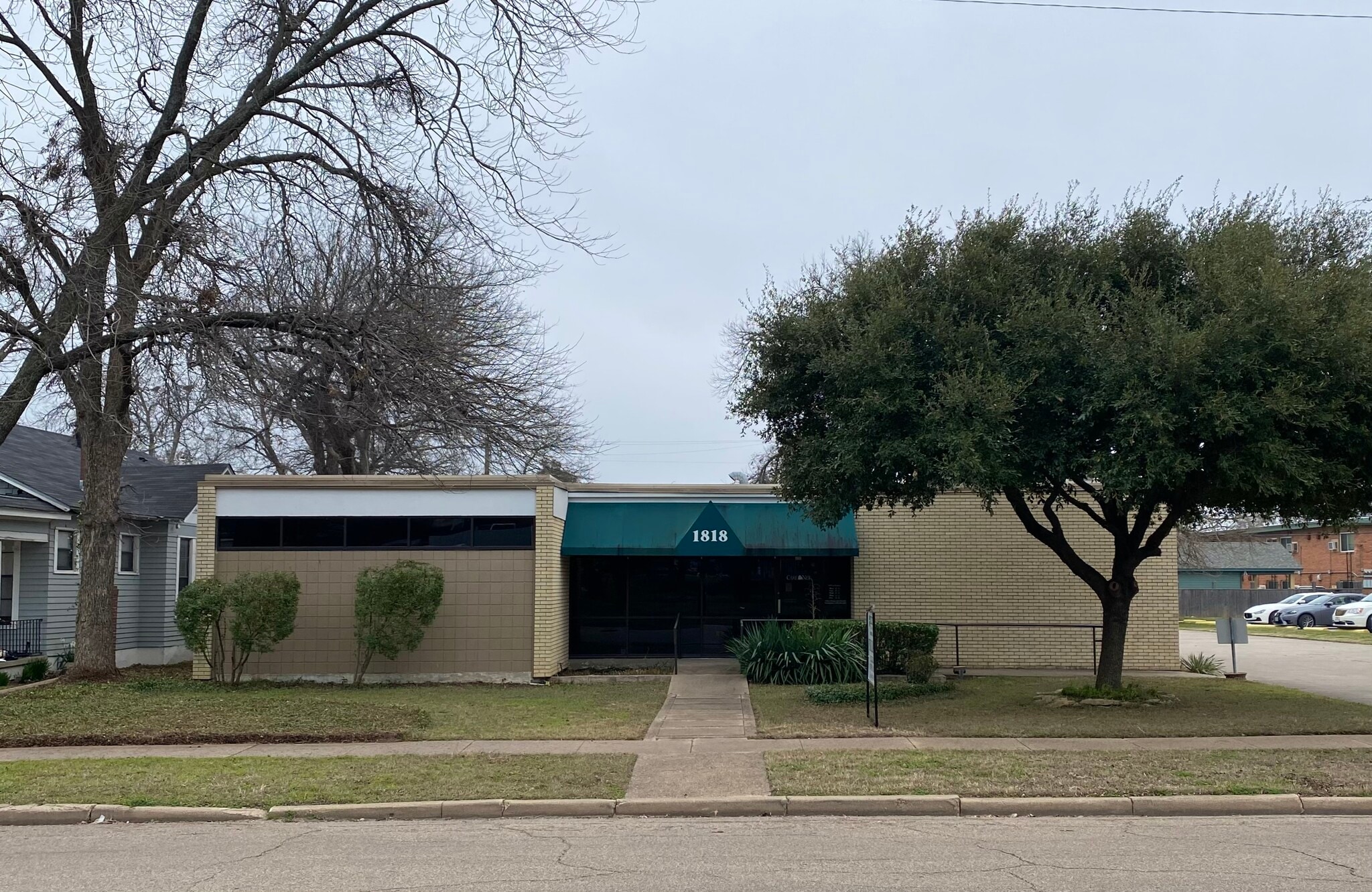 1818 Columbus Ave, Waco, TX for sale Primary Photo- Image 1 of 1