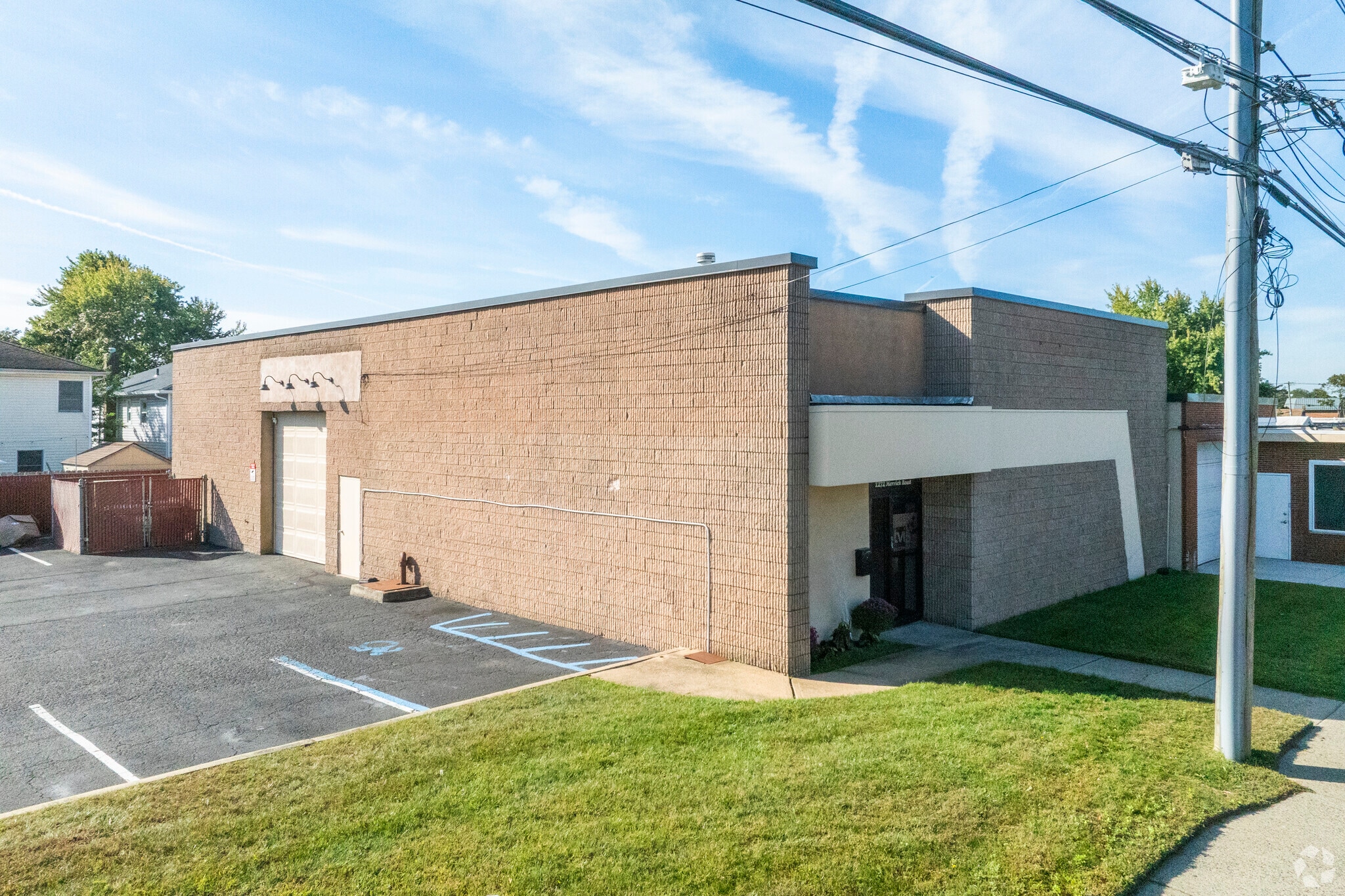1270-1272 Montauk Hwy, Copiague, NY for sale Primary Photo- Image 1 of 1