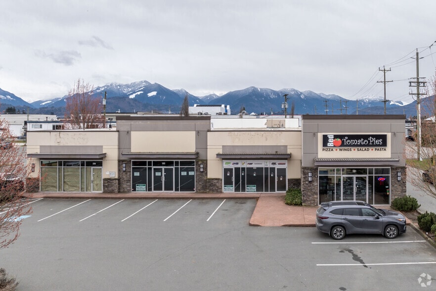 45833 Alexander Ave, Chilliwack, BC for lease - Building Photo - Image 2 of 3