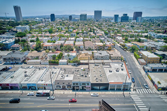 7952-7954 1/2 W 3rd St, Los Angeles, CA for lease Building Photo- Image 2 of 10