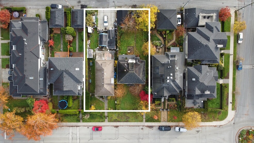 1632 Mahon Av, North Vancouver, BC for sale - Building Photo - Image 2 of 3