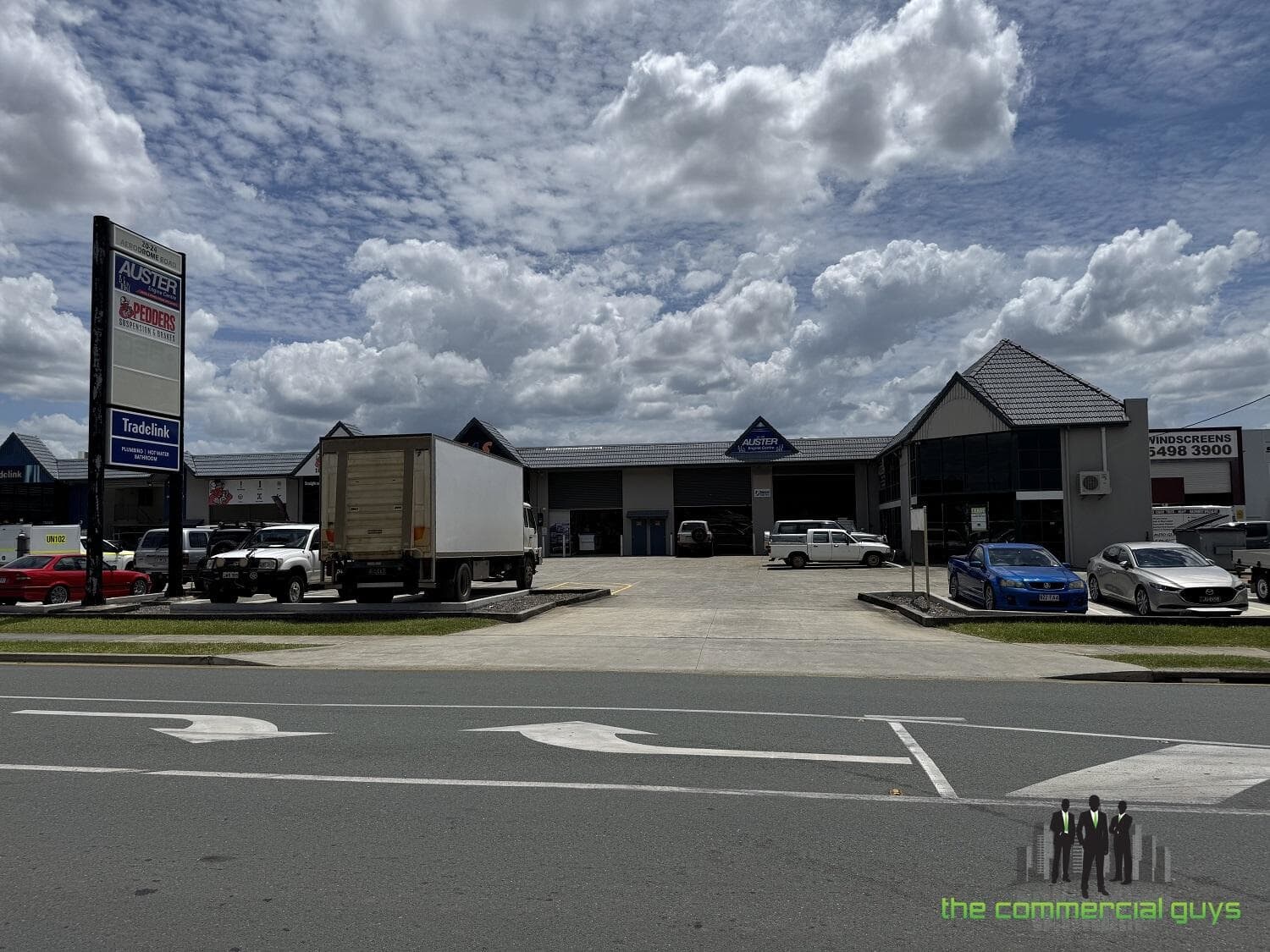 22 Aerodrome Rd, Caboolture for lease Primary Photo- Image 1 of 2