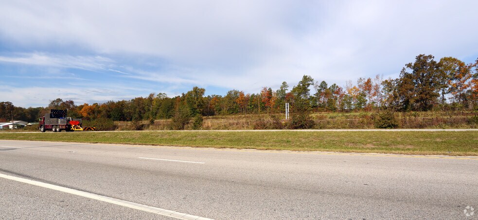 5830 Arthur Rd, Sumter, SC for sale - Building Photo - Image 2 of 4