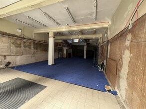 7 Station Rd, Colwyn Bay for lease Interior Photo- Image 1 of 10
