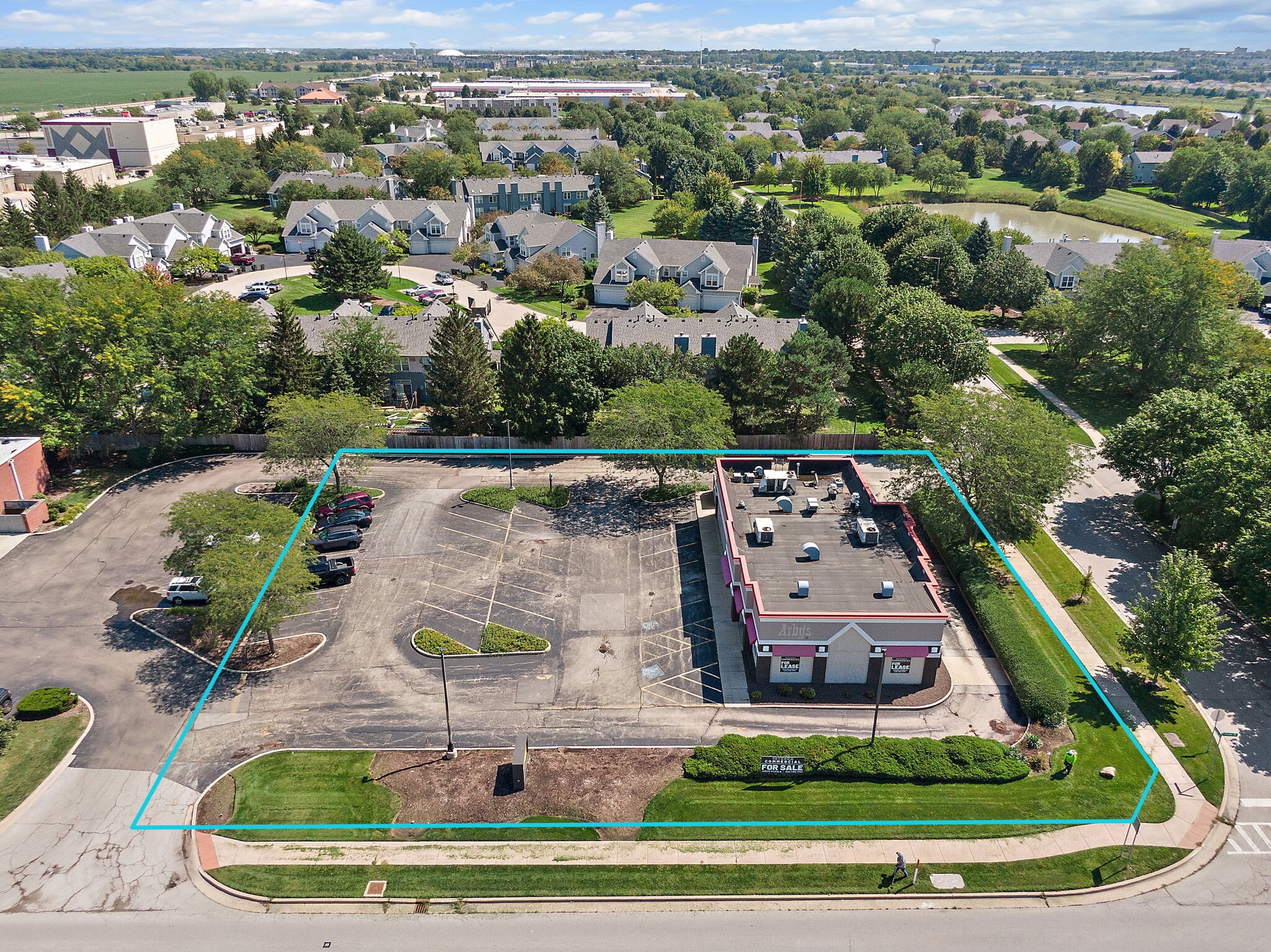 240 Douglas Rd, Oswego, IL for lease Building Photo- Image 1 of 38