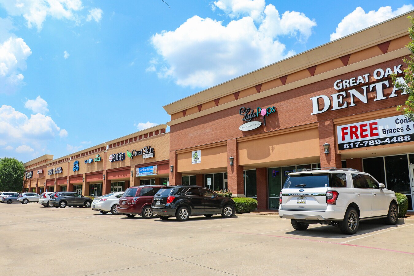 3851 SW Green Oaks Blvd, Arlington, TX 76017