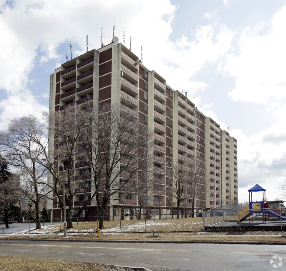 2360 Birchmount Rd, Toronto, ON M1T 2M4