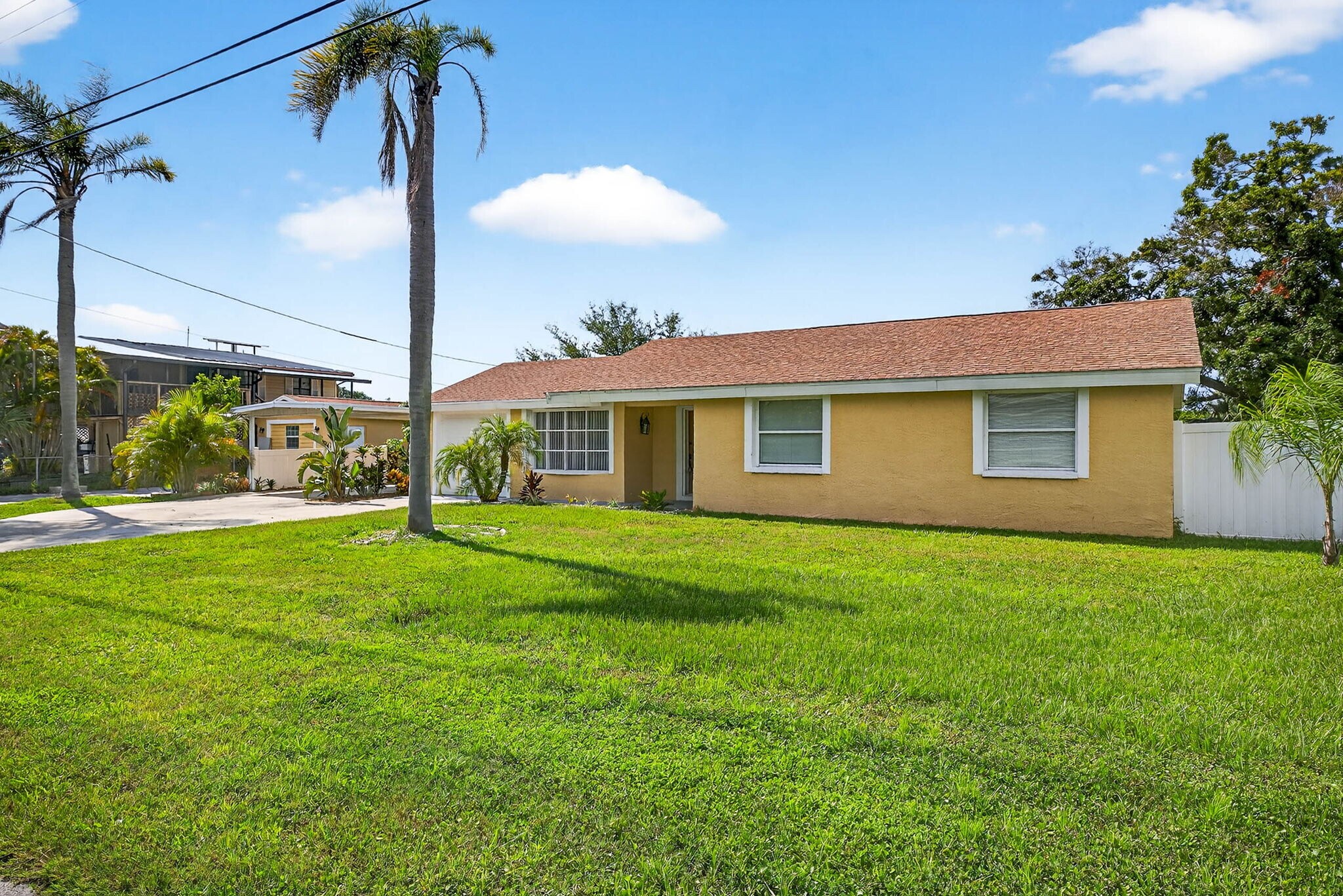 3225 W Shell Point Rd, Ruskin, FL 33570 - Multifamily for Sale | LoopNet