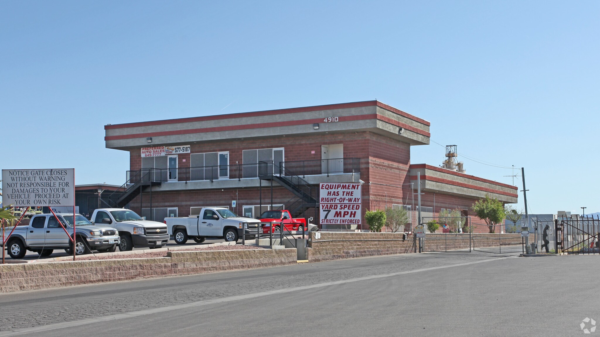 4910 Donovan Way, North Las Vegas, NV for sale Primary Photo- Image 1 of 1