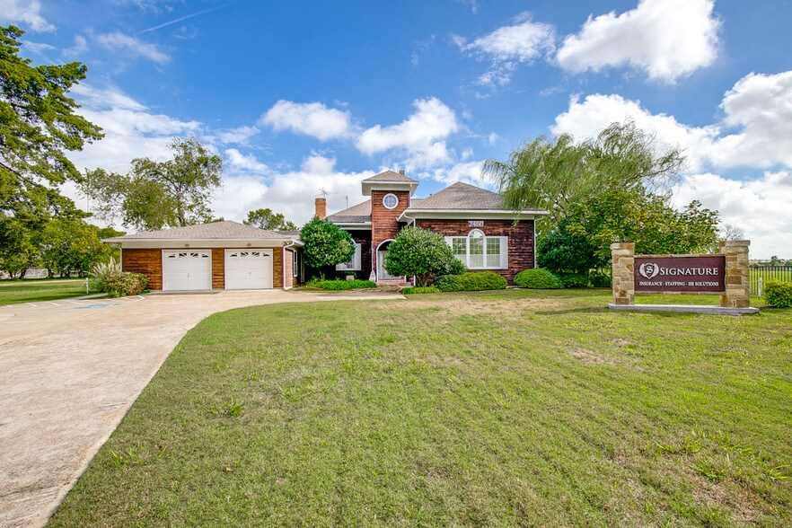 2460 N FM 740, Heath, TX for sale - Building Photo - Image 1 of 1