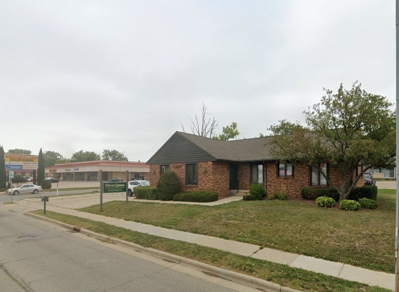 2100 W Court St, Janesville, WI for lease - Primary Photo - Image 1 of 1