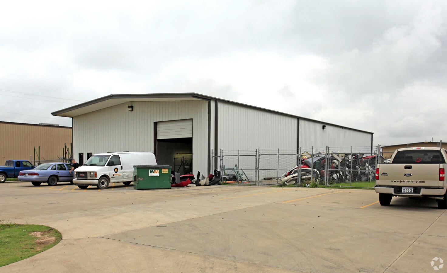 711 N Rd, Yukon, OK 73099