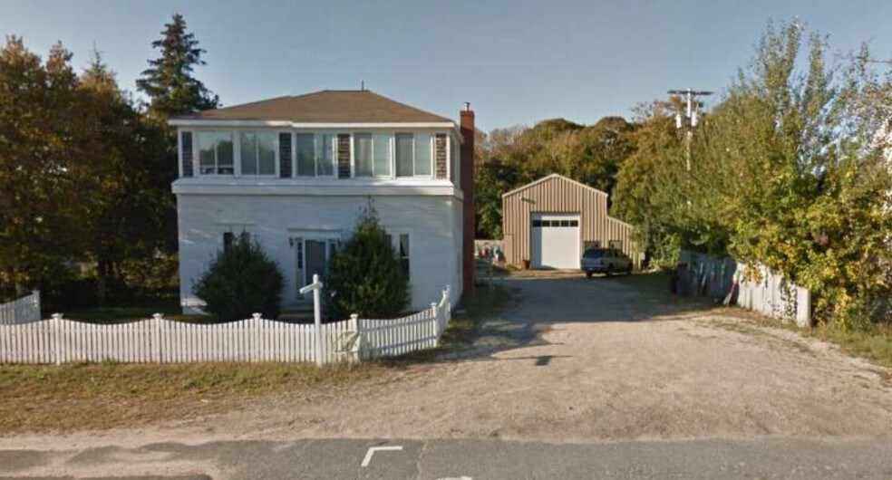 22 Route 28, West Harwich, MA 02671