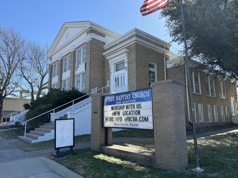 121 E Marshall St, Van Alstyne, TX for sale - Building Photo - Image 1 of 1