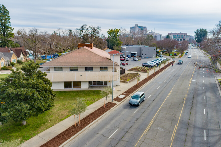 2101-2103 Stockton Blvd, Sacramento, CA for lease - Building Photo - Image 1 of 22