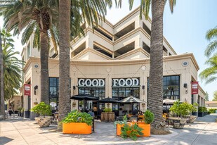 Center Street Promenade - Bar