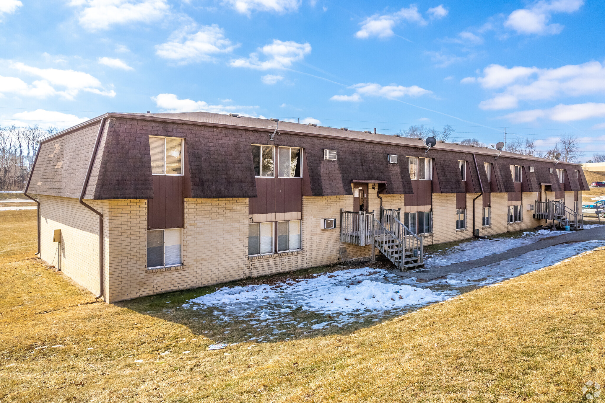 100 S 8th St, Carlisle, IA for sale Primary Photo- Image 1 of 1