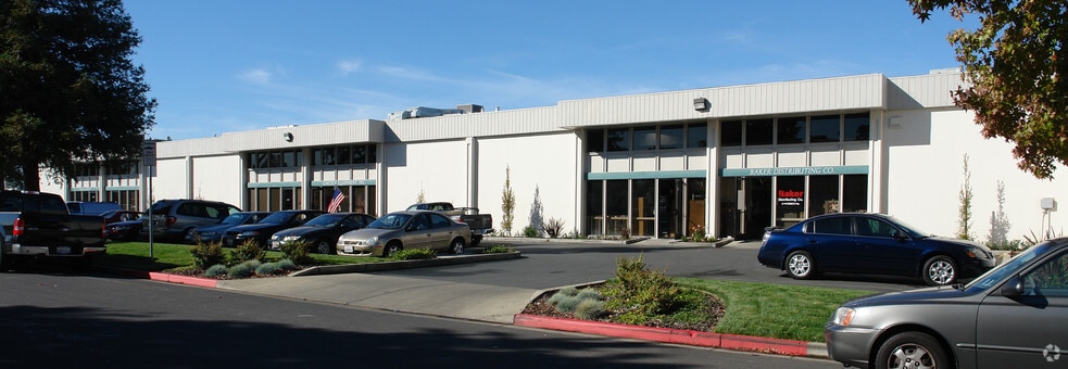 1444 Royal Industrial Way, Concord, CA for lease - Building Photo - Image 3 of 5