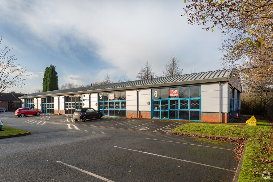 Second Ave, Kingswinford for lease - Primary Photo - Image 1 of 3