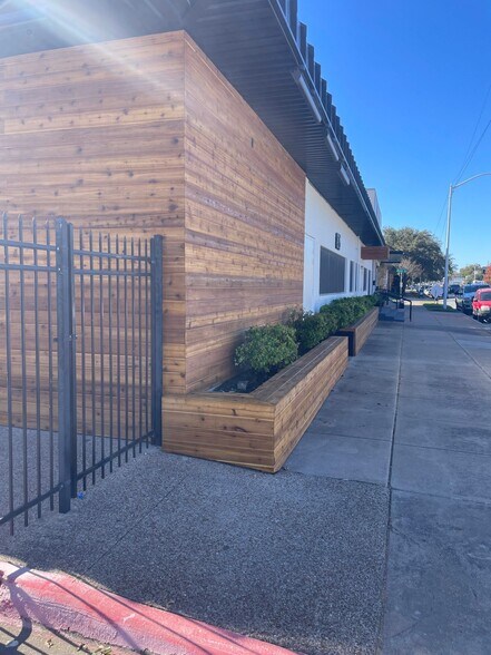 815 Pennsylvania Ave, Fort Worth, TX for lease - Building Photo - Image 1 of 9